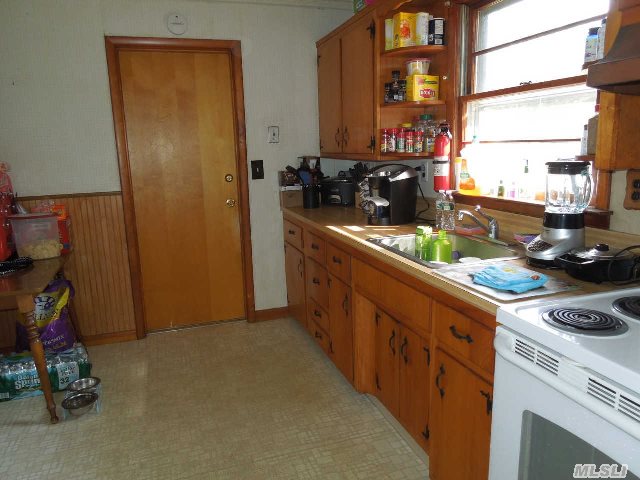 11 Lockitt Dr