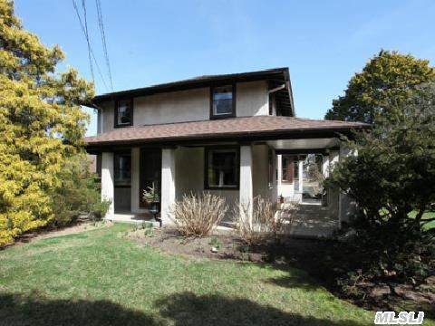 1150 Grand Ave