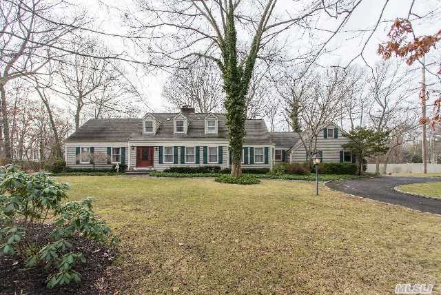 22 Laurel Hollow