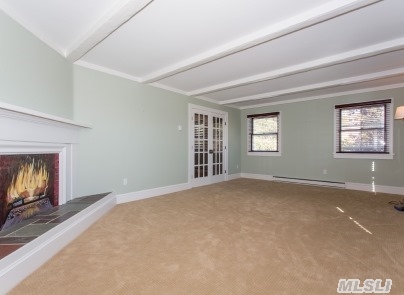345 Colonial Rd