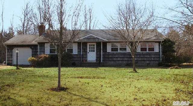 415 Silver Colt Rd