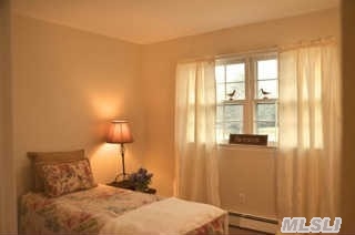 415 Silver Colt Rd