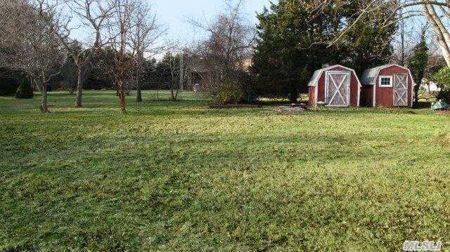 415 Silver Colt Rd