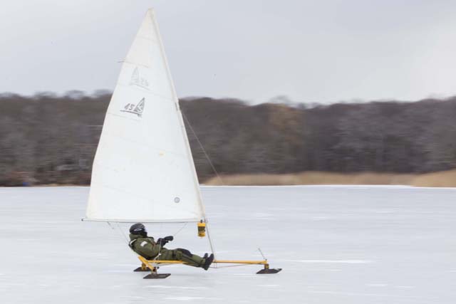 Ice_Boats_02