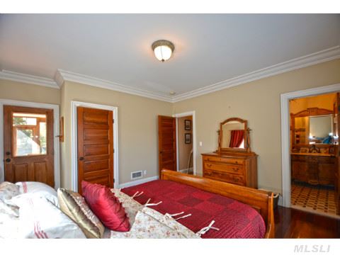 555 Jacksons Landing Rd