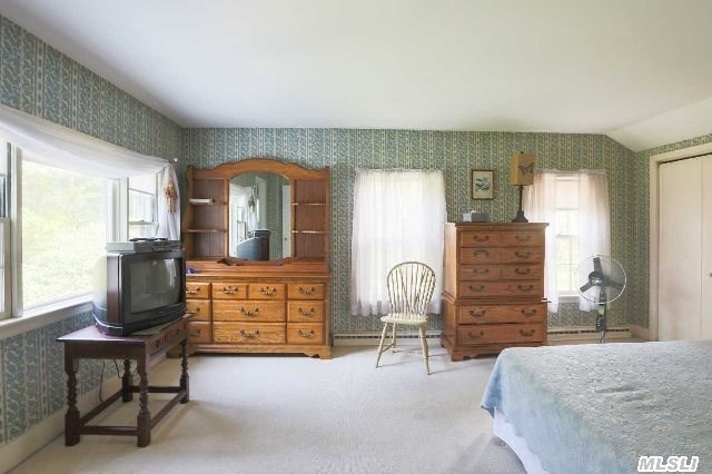 6925 Nassau Point Rd