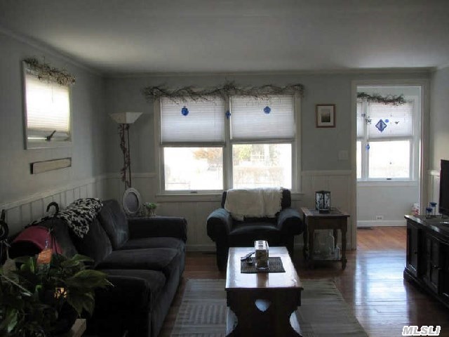 830(aka37) Wilmarth Ave