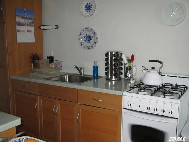 830(aka37) Wilmarth Ave