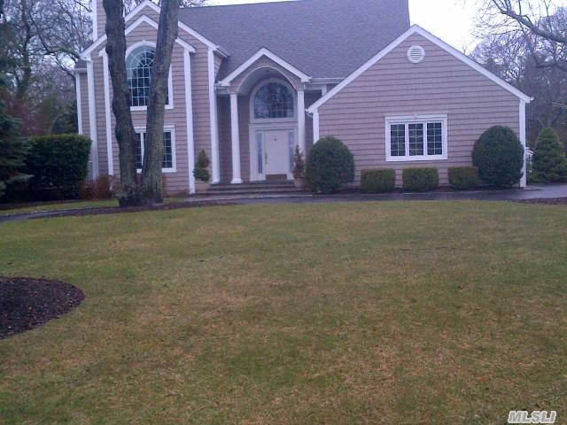 90 Kimberly Ln