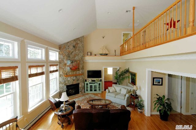135 Hill Rd
