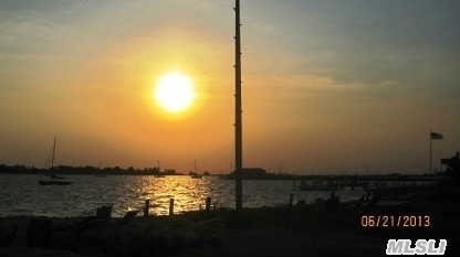 186 Willow Terrace Ln