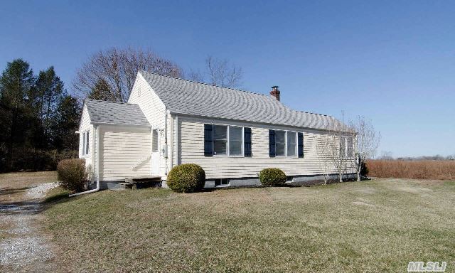2600 S Harbor Rd