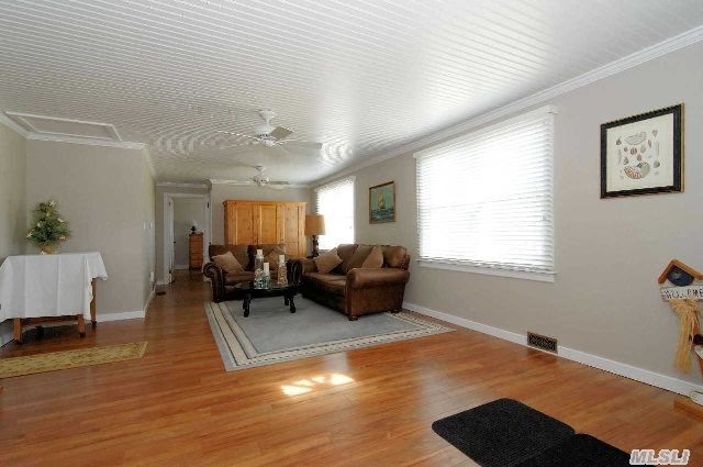 2600 S Harbor Rd