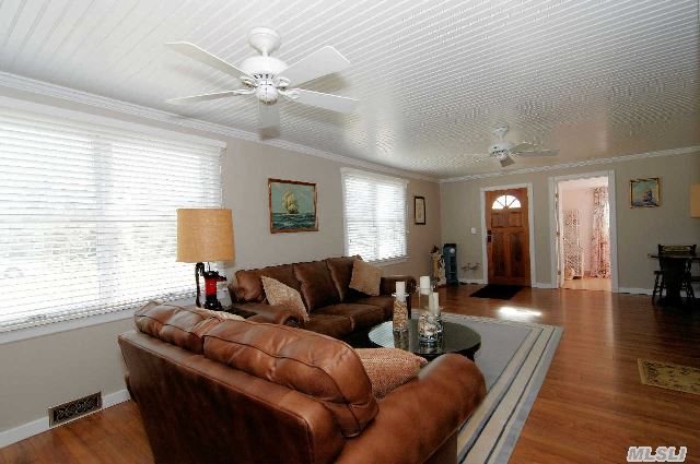 2600 S Harbor Rd