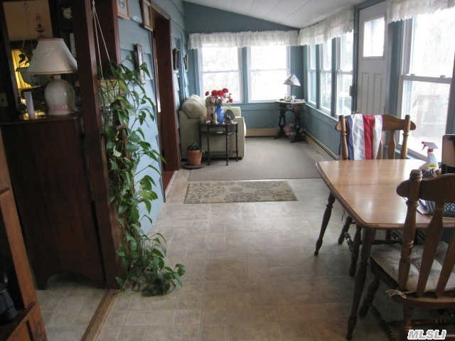 440 Oak Ave