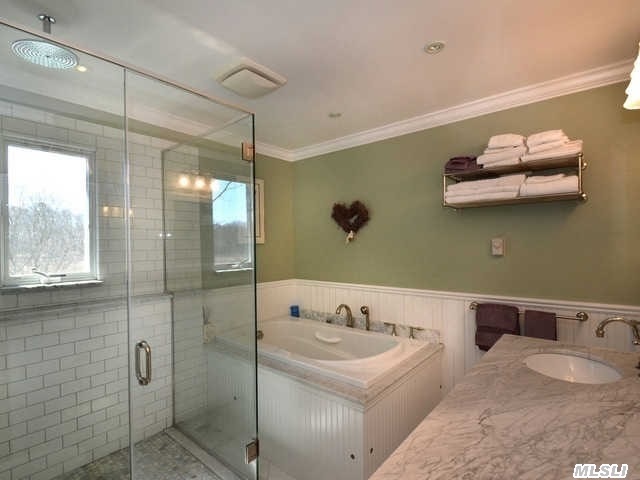 59 Trout Brook Ln