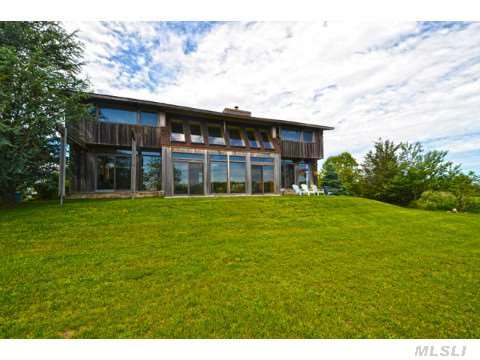 1235 Wells Rd