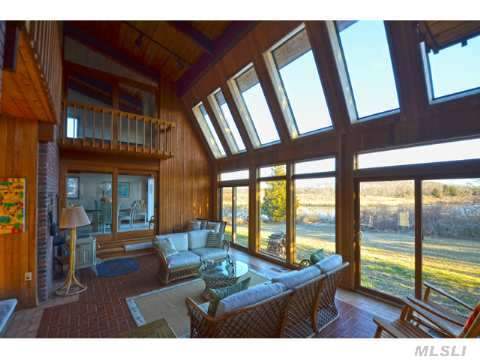 1235 Wells Rd