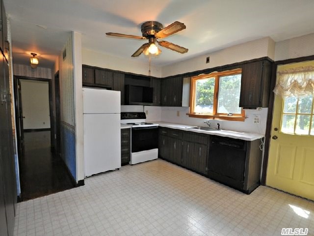 1265 Ryder Farm Ln
