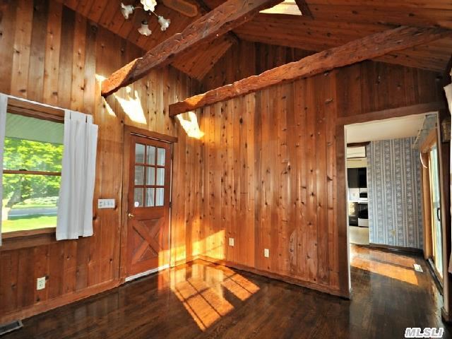 1265 Ryder Farm Ln