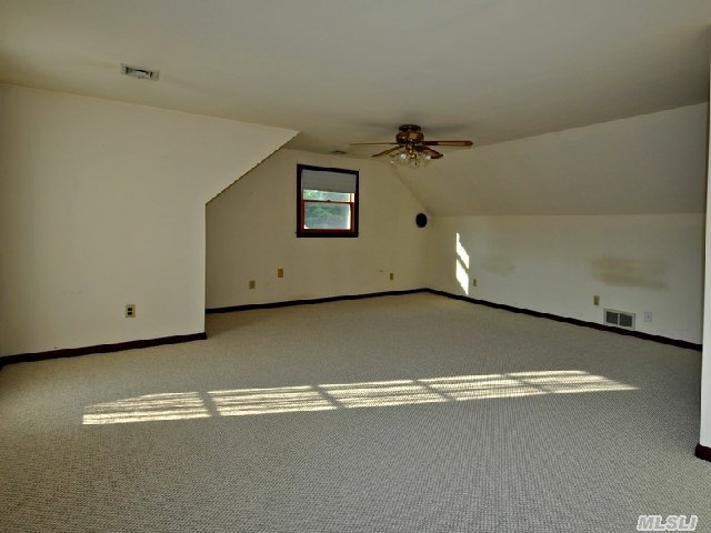 1265 Ryder Farm Ln