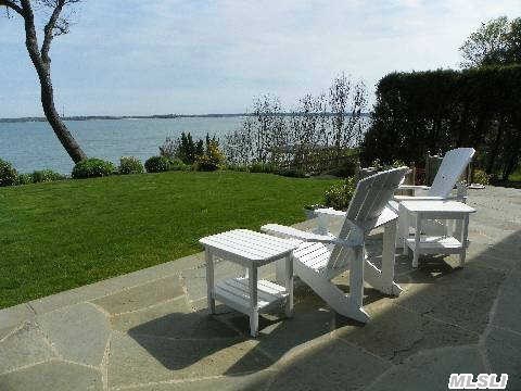 1423 Peconic Bay Blvd