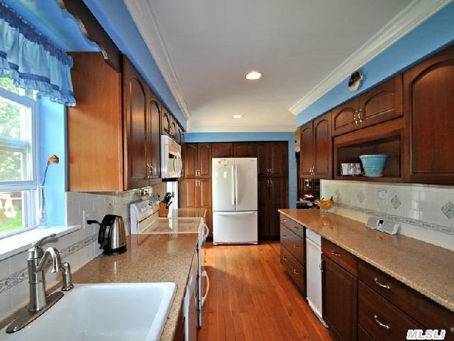 160 Alvahs Ln