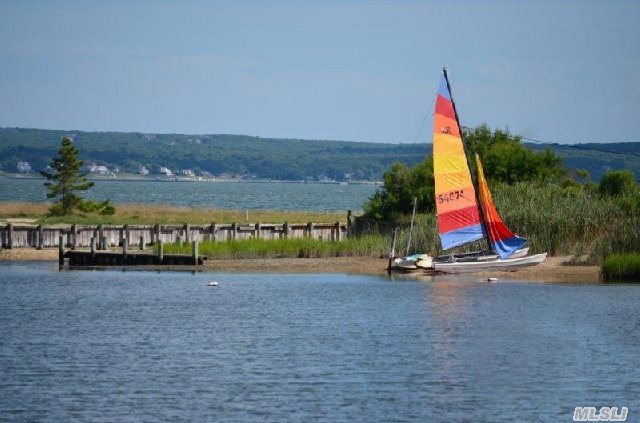 1865 Little Peconic B Ln