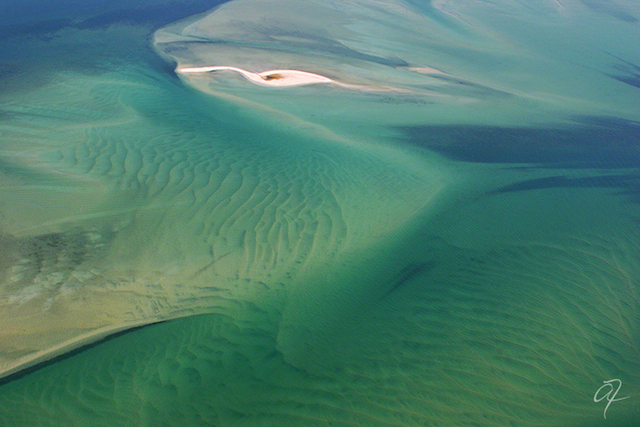 Hamptons Blue ... and Greens by Alex Ferrone. (Credit: Alex Ferrone Photography Gallery & Studio courtesy)