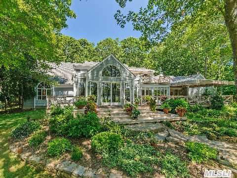 3000 Moores Ln