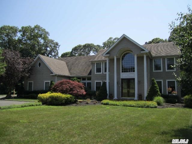 35 Dover Ct