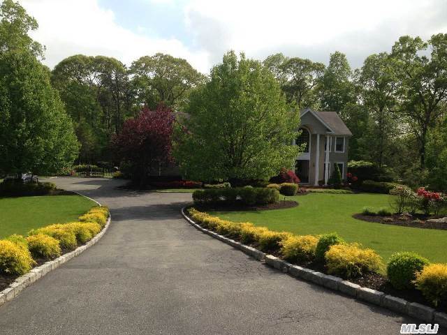 35 Dover Ct