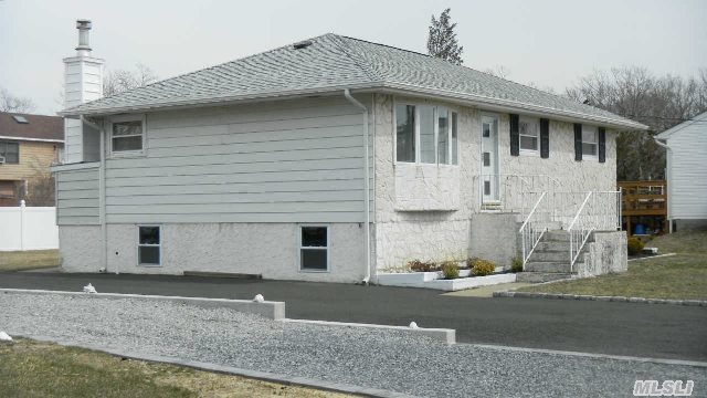 43 Willow St