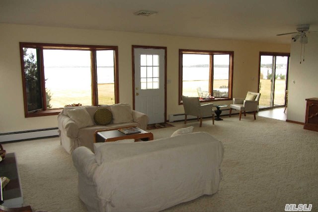 525 Peconic Bay Blvd