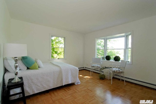 55 Harbor View Ave