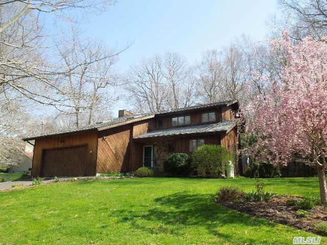 66 Sandy Ct