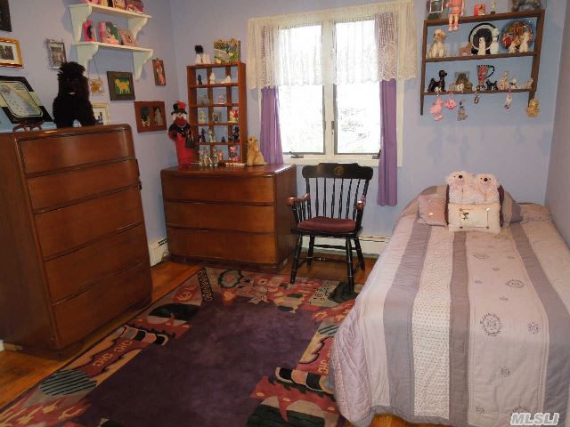 66 Sandy Ct