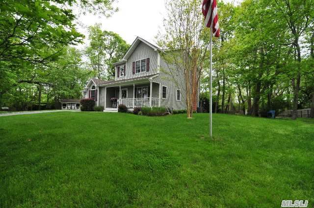 680 Oakwood Ct