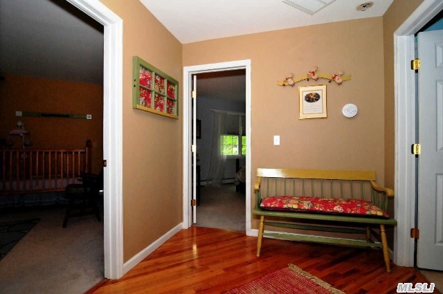 680 Oakwood Ct