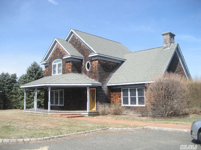 Grant Dr