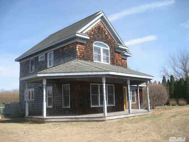 Grant Dr