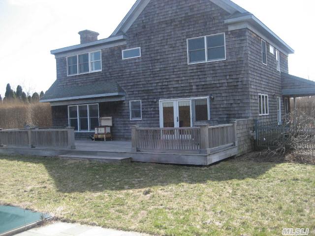 Grant Dr