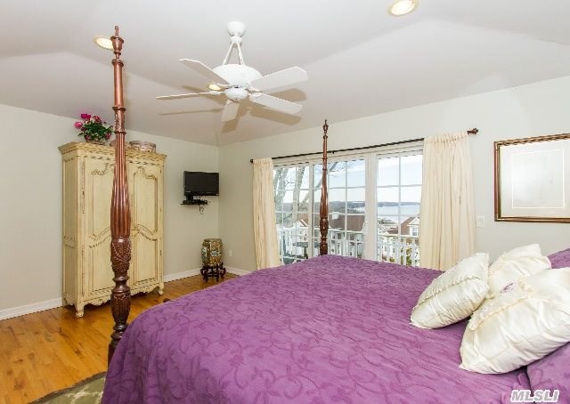 10 Tall Tree Cir