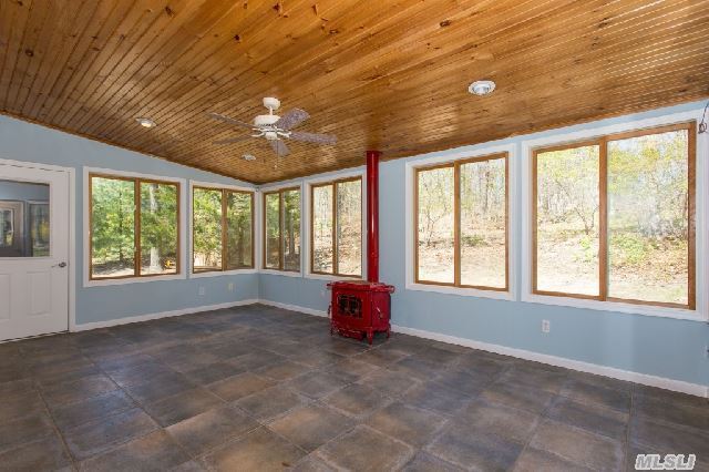 1175 Haywaters Rd