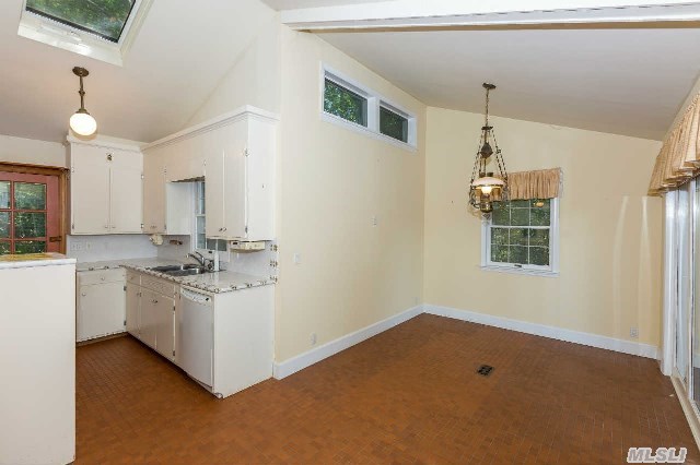 1320 Little Peconic B Rd