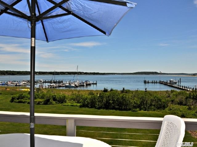 2460 Shipyard Ln