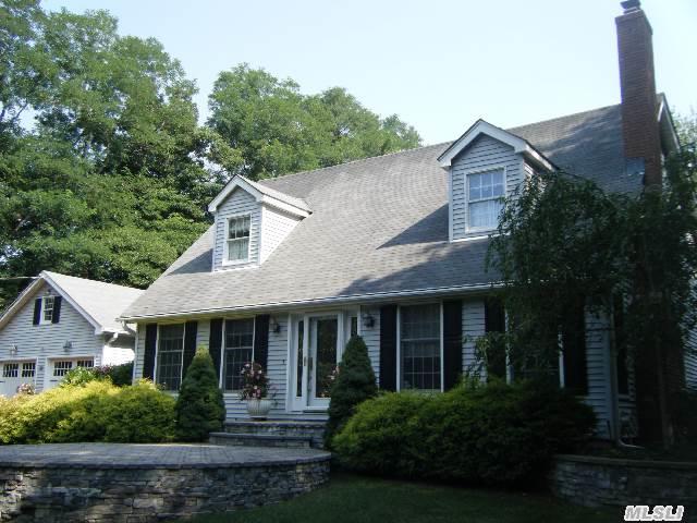 2785 N Wading River Rd