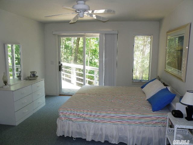 3375 Paradise Point Rd