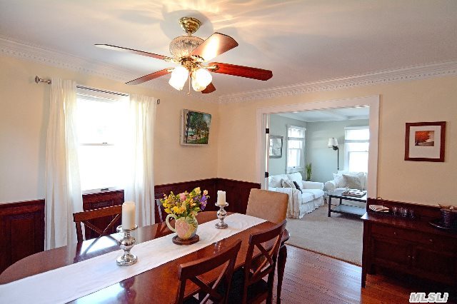 345 Colonial Rd