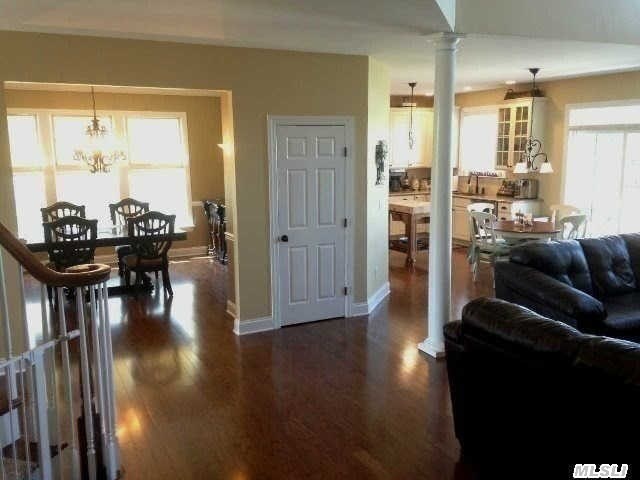 355 Stonecrop Rd